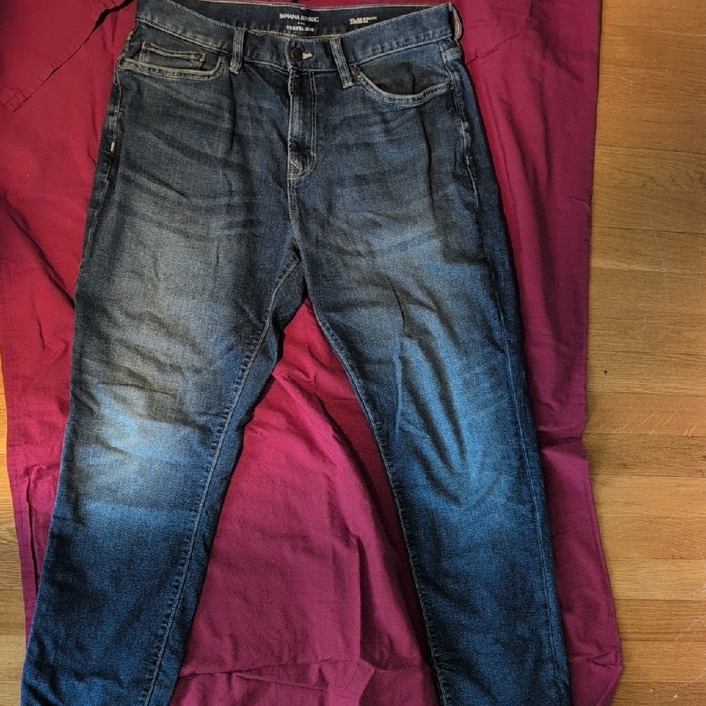 Banana Republic Dark Blue Slim Jeans (33x30)